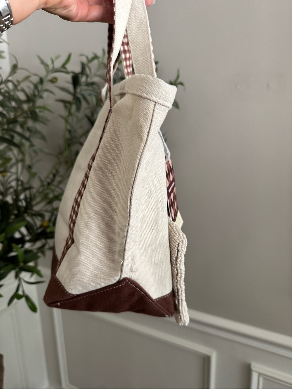 Made in India Dachshund Beaded Tote - Picture 2 of 8